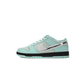 CONCEPTS × Nike Dunk SB Low Lobster
